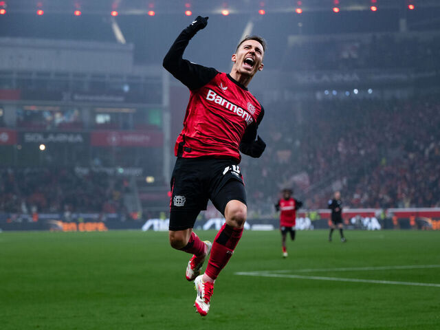 后卫来加强 后卫来加强