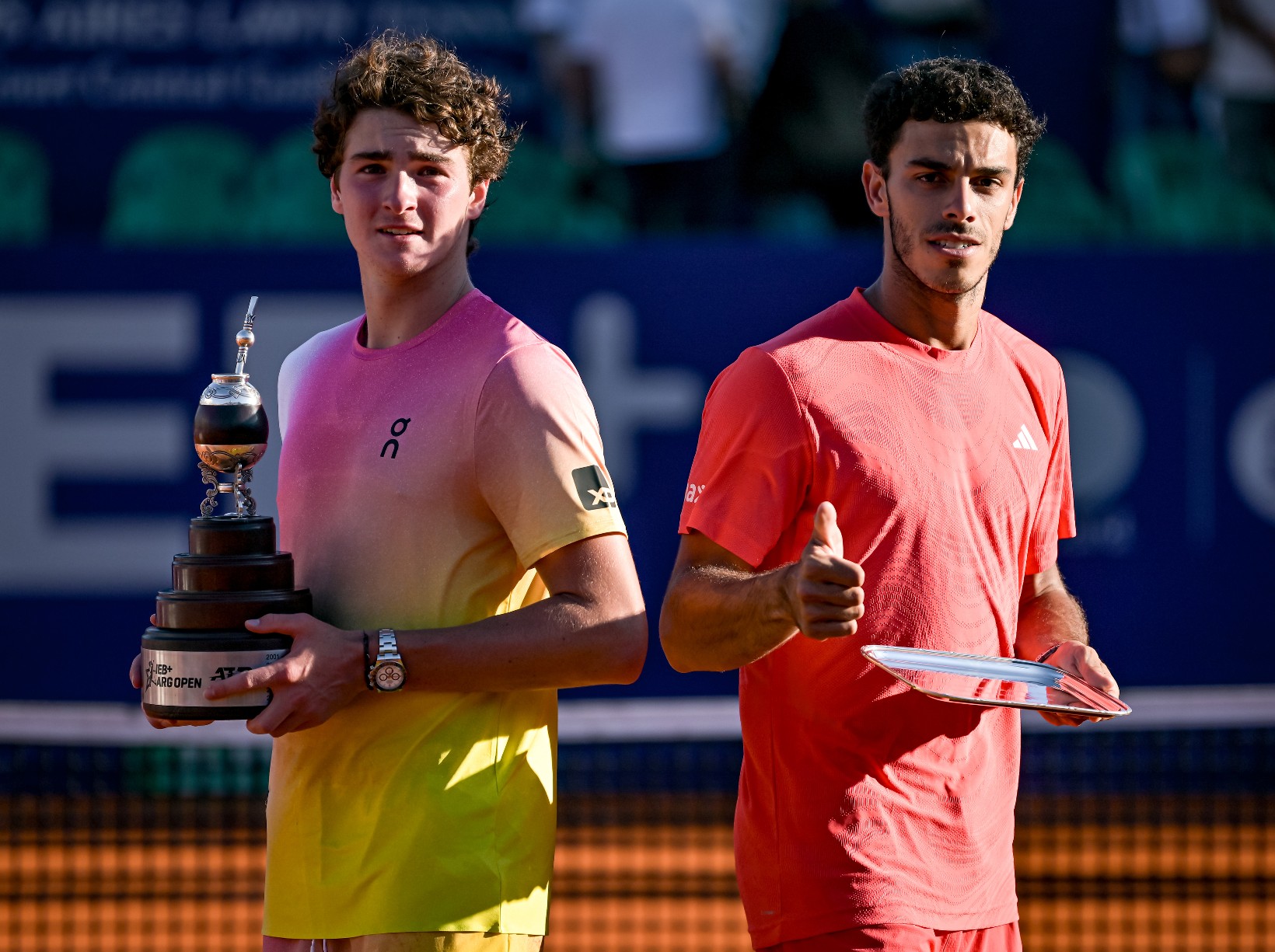 举行的社区 举行的社区