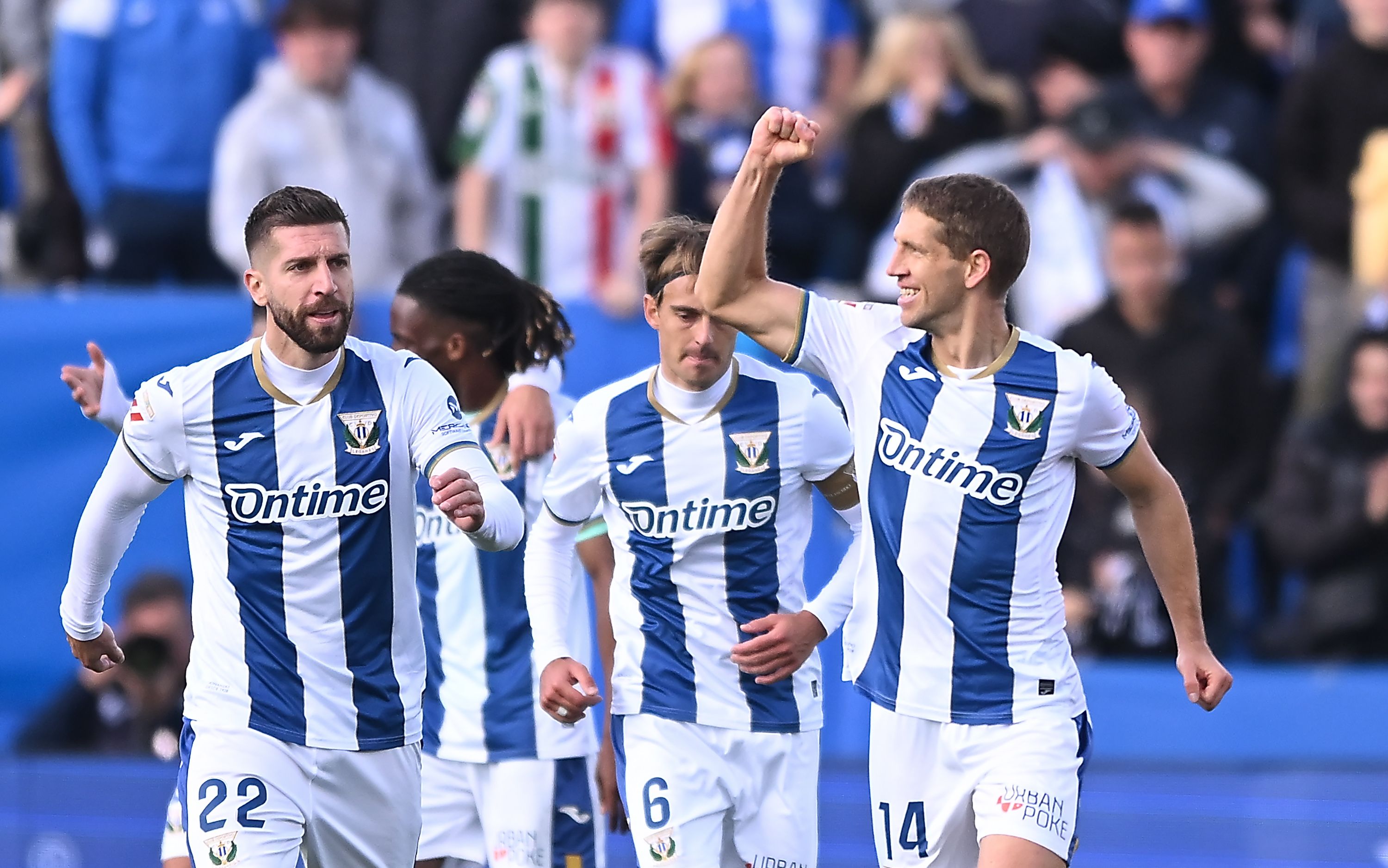 达到先前的 达到先前的